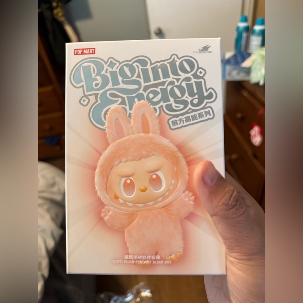 Pop Mart Big Into Energy LABUBU AUTHENTIC BLIND BOX
